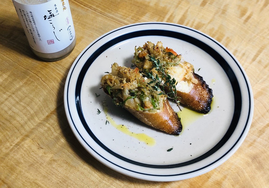 カニとクリームチーズのタルティーヌ 酒蔵が教える 酒 みりん 粕 麹のレシピやお役立ち情報サイト 白扇酒造 カニとクリームチーズのタルティーヌ 酒蔵が教える 酒 みりん 粕 麹のレシピやお役立ち情報サイト 白扇酒造