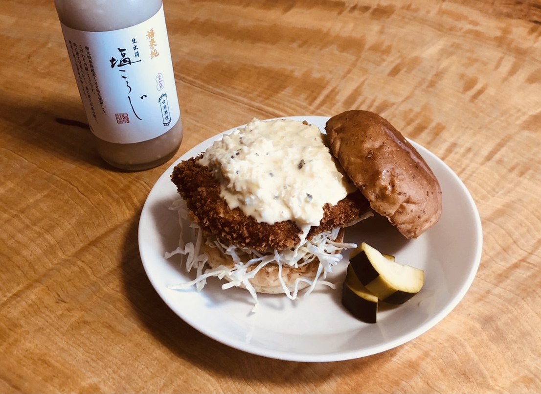 塩こうじタルタルのフィッシュバーガー 酒蔵が教える 酒 みりん 粕 麹のレシピやお役立ち情報サイト 白扇酒造